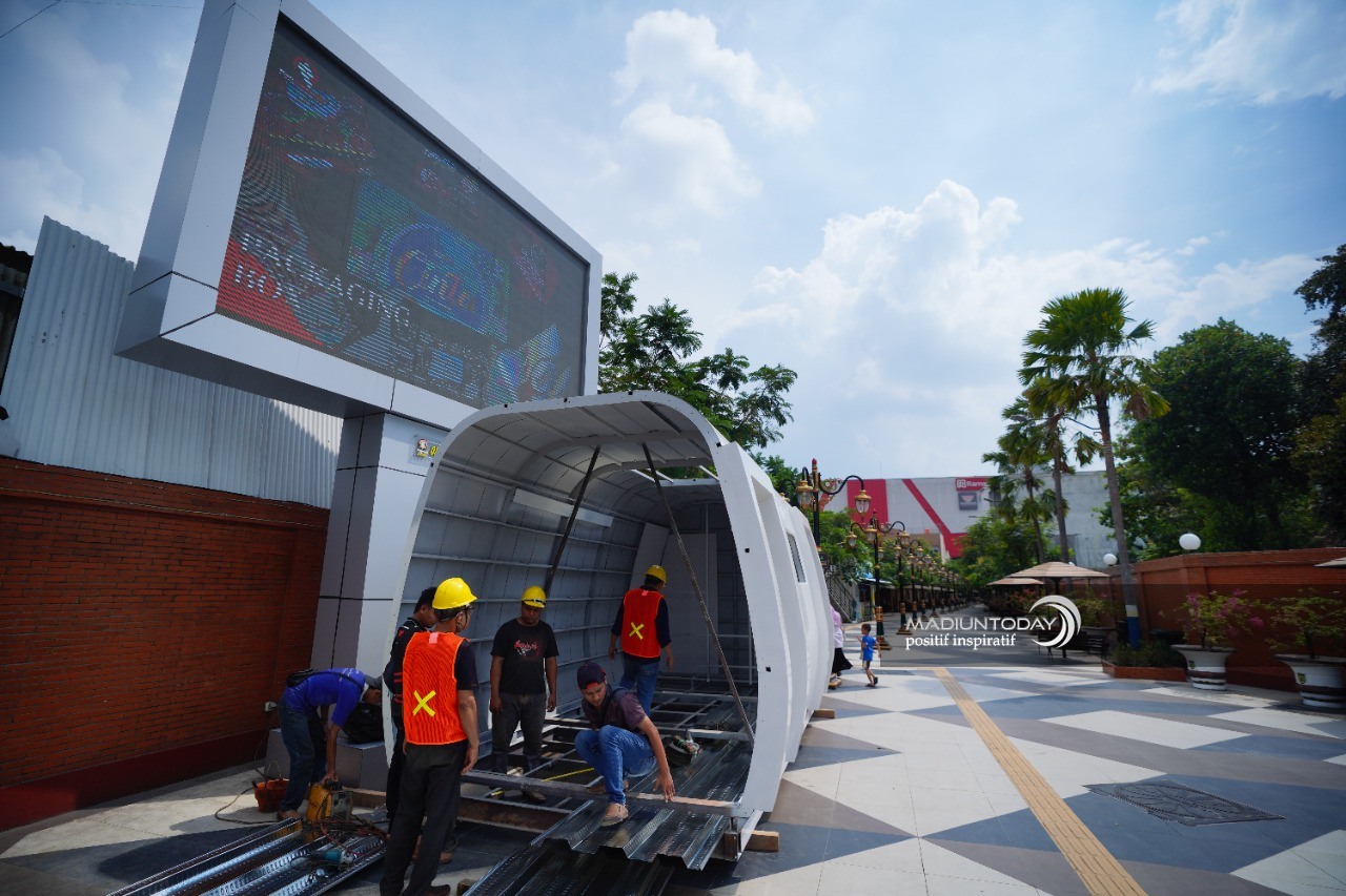 Foto 5 dari 6: Ada Replika Kereta Shinkansen di Sumber Umis, Pengerjaan Ditarget Rampung Pertengahan Desember