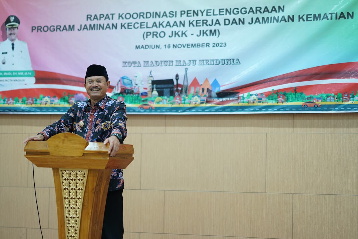 Foto 5 dari 9: Gelar Rakor Penyelenggaraan Pro JKK-JKM, Wali Kota: Ini Salah Satu Program Memutus Kemiskinan