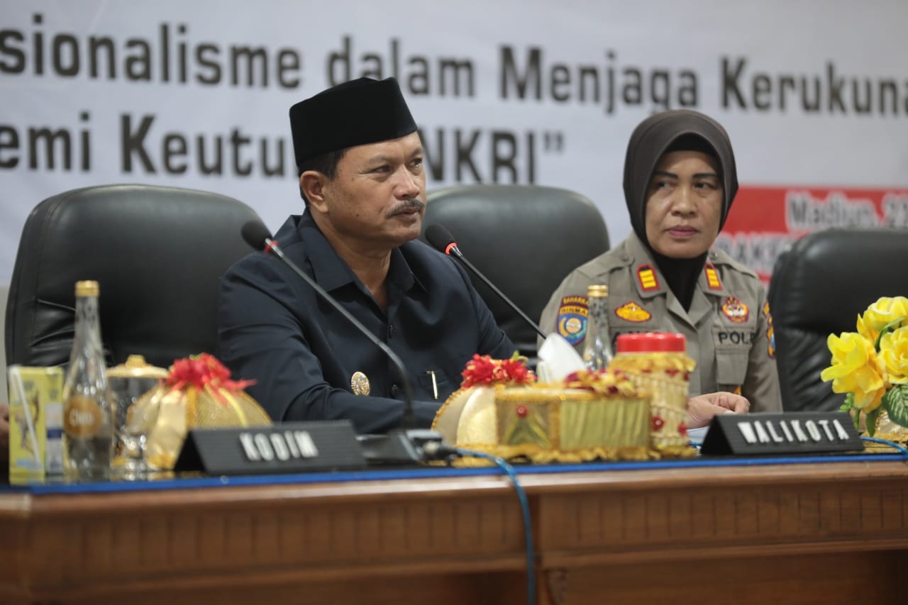 Foto utama berita: Sosialisasi Wawasan Kebangsaan, Wali Kota Ajak Toga dan Tomas Sebarkan Kedamaian Jaga Keutuhan