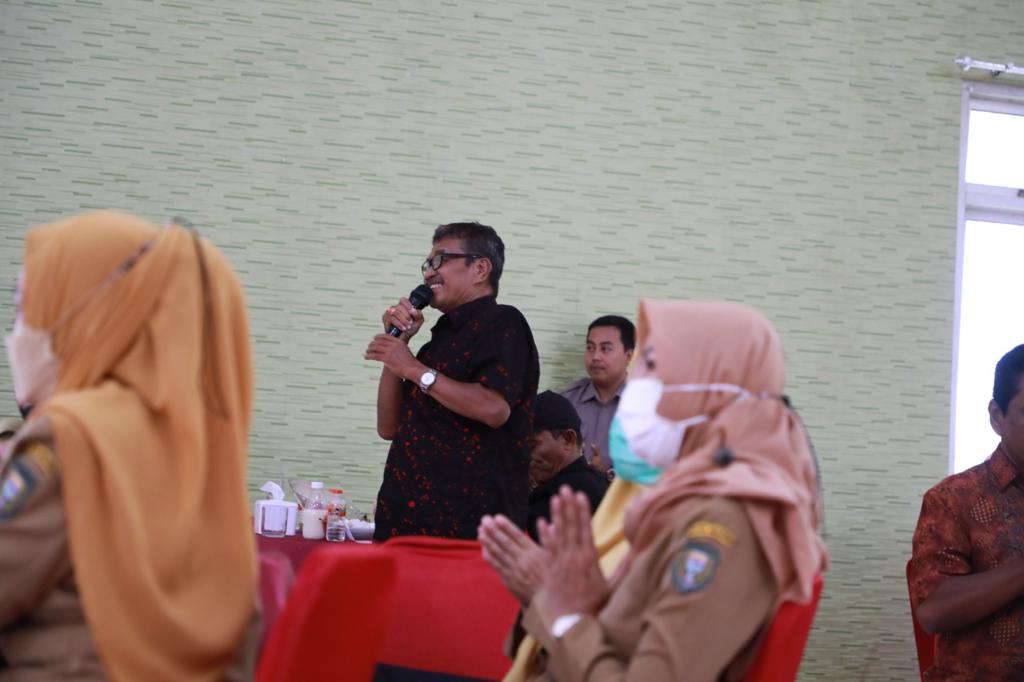 Foto 3 dari 10: Gelar Cangkrukan Bersama Seniman, Wali Kota Paparkan Potensi Panggung Kesenian