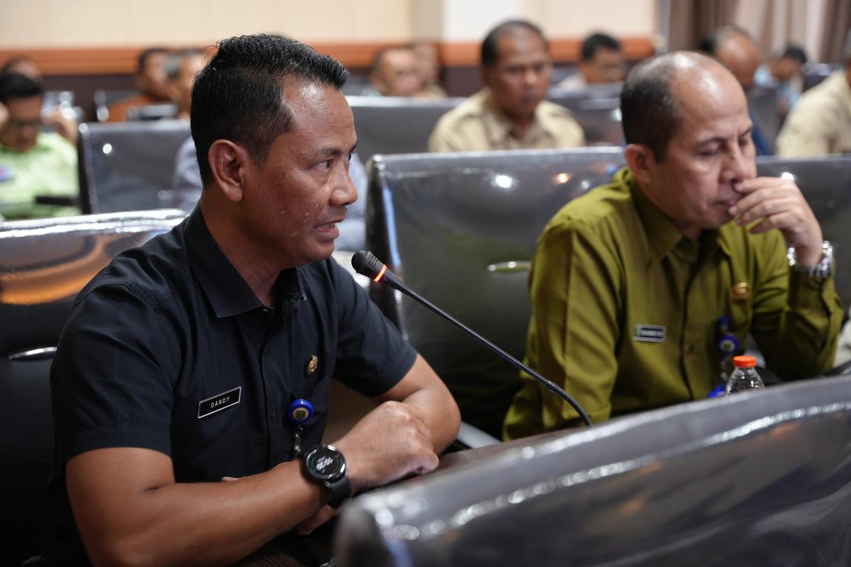 Foto 2 dari 8: Pimpin Rapat Dinas, Pj Wali Kota Pastikan Anggaran OPD Terserap Optimal