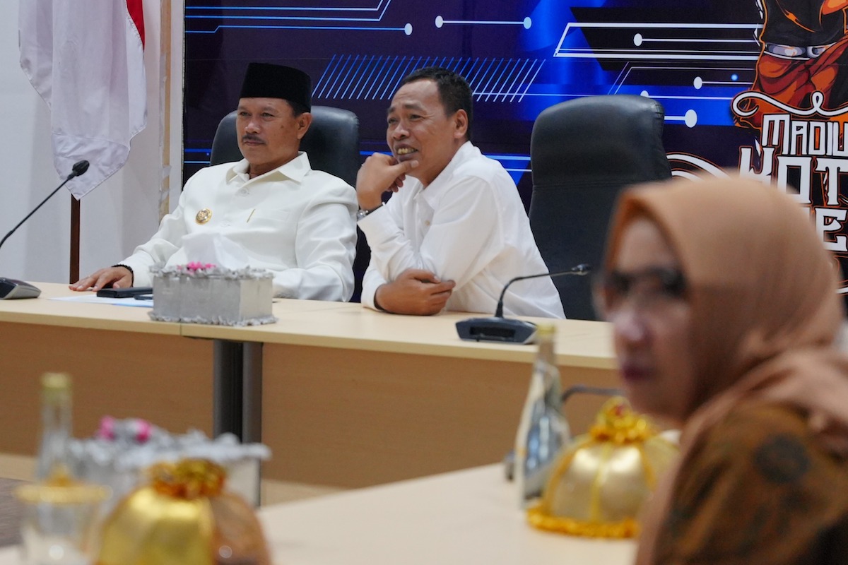 Foto utama berita: Gelar Rakor Bersama Perwakilan BPK Jatim, Wali Kota Paparkan Pengelolaan Pajak dan Retribusi Daerah