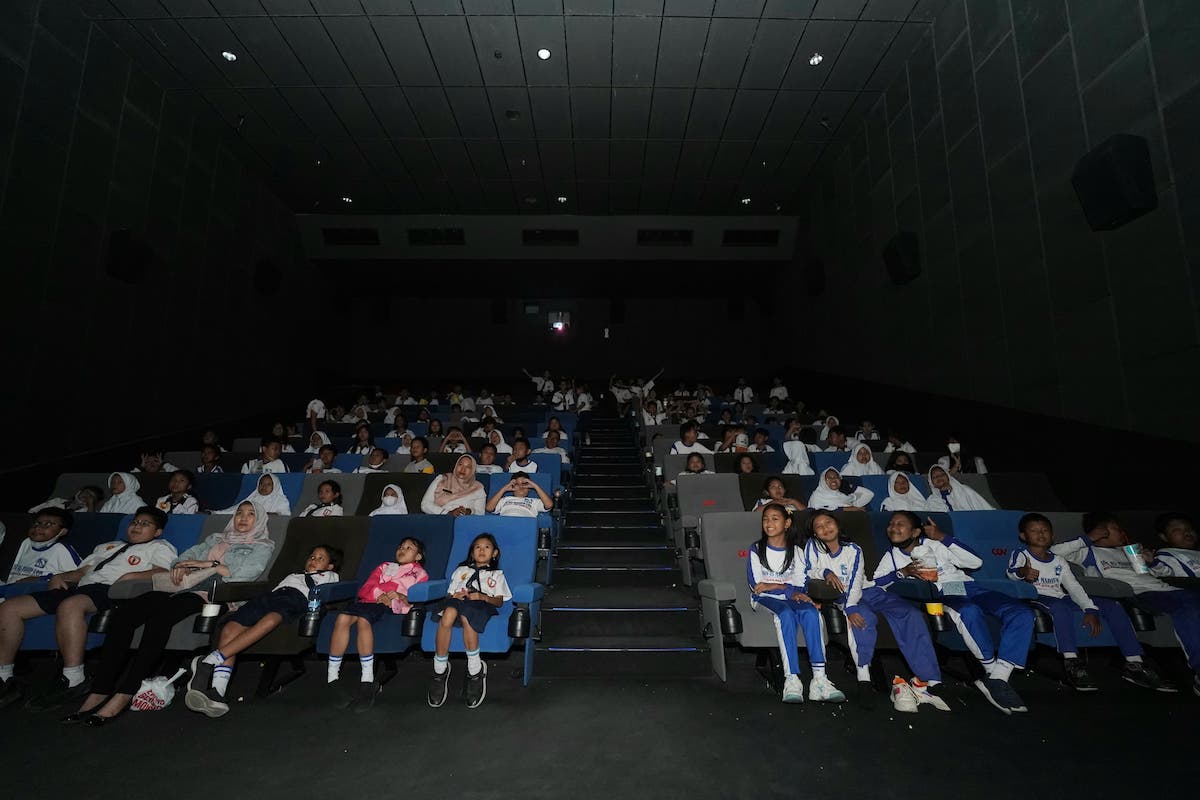 Foto 3 dari 9: Tumbuhkan Karakter Optimis dan Saling Menghargai Antar Sesama, SDN Endrakila Ajak Siswa Nobar Film di Bioskop