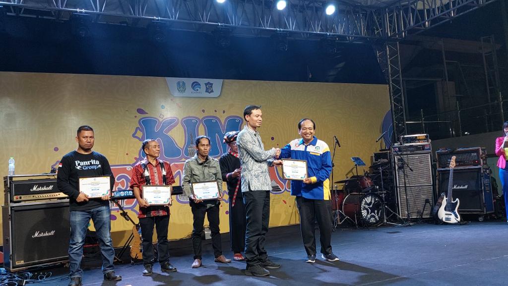 Foto utama berita: KIM Pandan Arum Kelurahan Pangongangan Sabet Penghargaan KIM Kreatif di KIM Festival 2023
