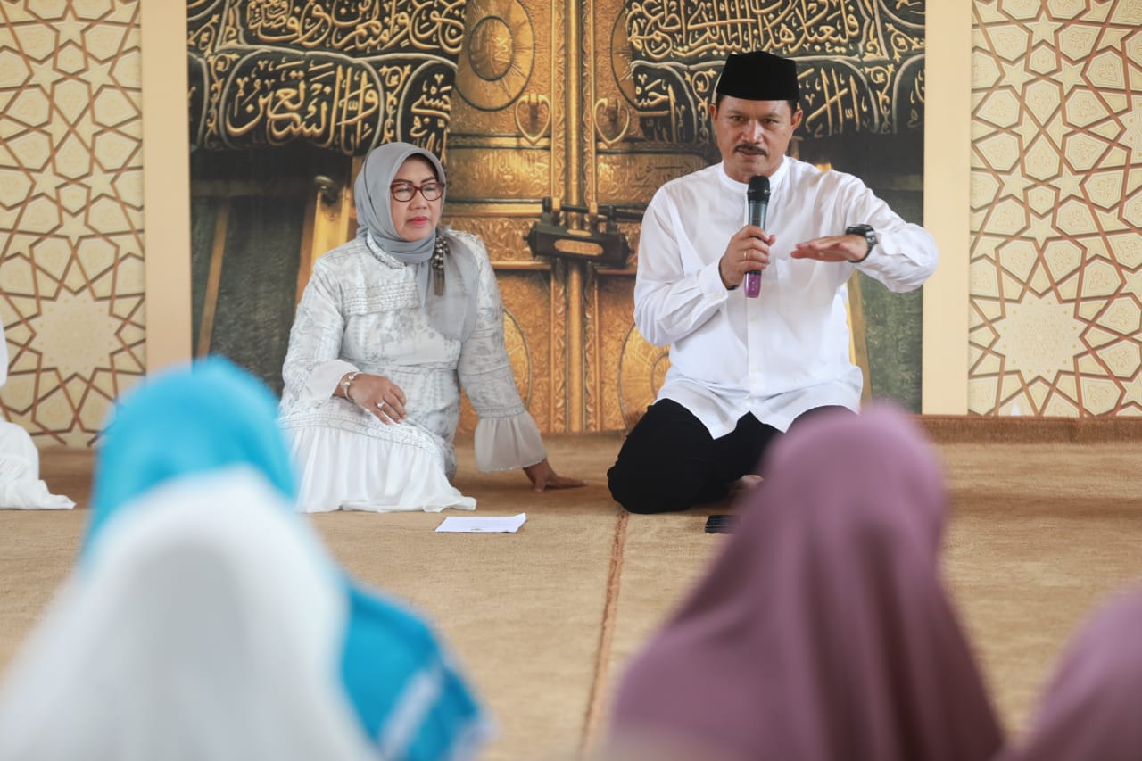 Foto 12 dari 12: Sambut Bulan Suci Ramadan, Wali Kota Gelar Pengajian di Pondok Abi Bahrun