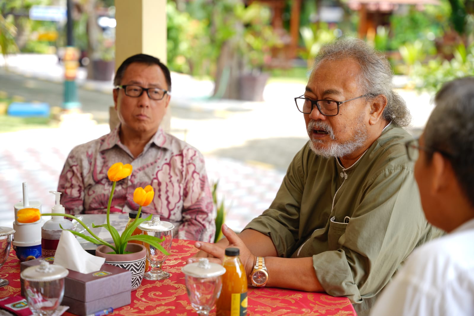 Foto 5 dari 5: Beri Pelayanan Terbaik Bagi Masyarakat, Wali Kota Terbuka Untuk Perkembangan Teknologi