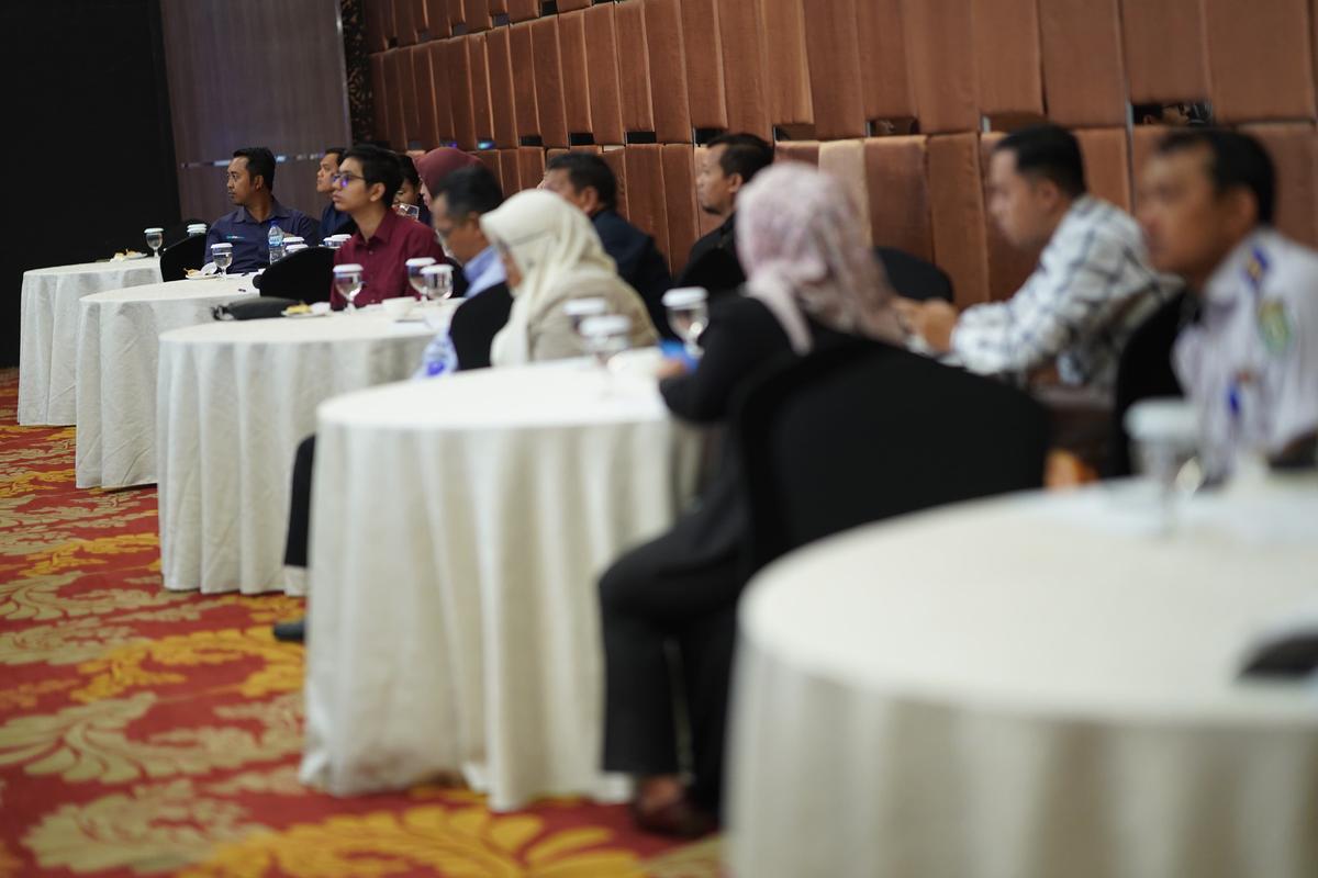 Foto 9 dari 9: Banyak Perusahaan Bantu Pembangunan Lewat CSR, Wali Kota Dr. Maidi Ucapkan Terima Kasih dan Beri Apresiasi