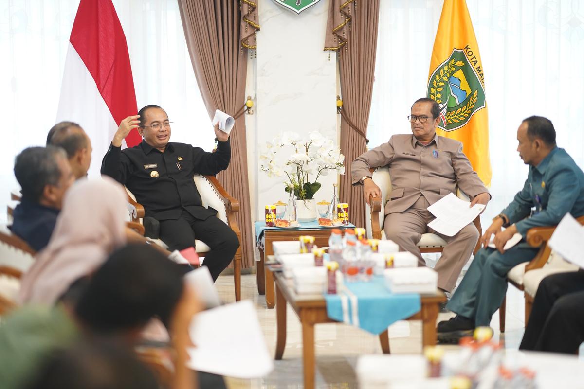 Foto 9 dari 9: Pimpin Rakor Peringatan Hari Pahlawan, Pj Wali Kota Ingin Peringatan Berjalan Optimal
