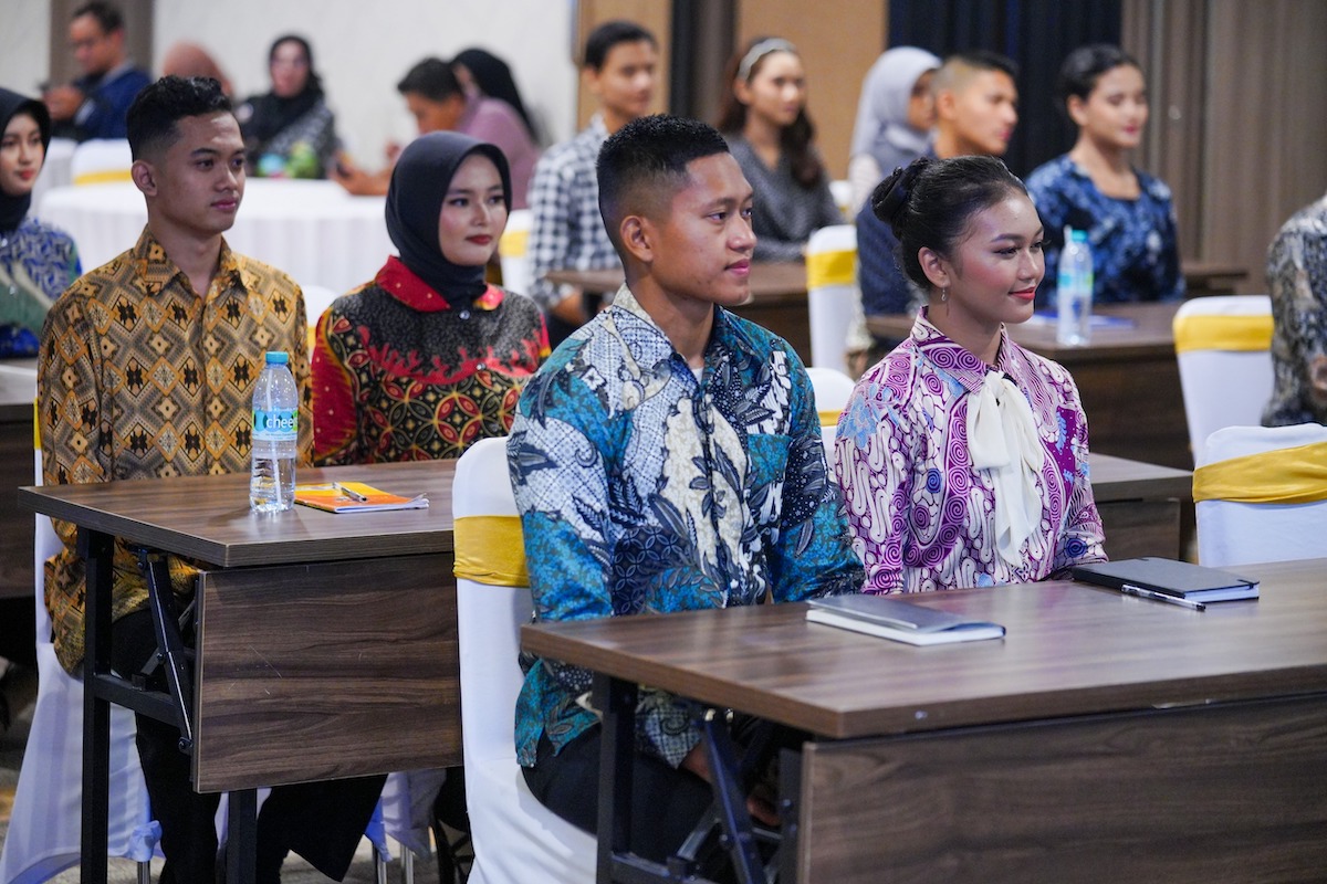 Foto 6 dari 9: Beri Pembinaan Bagi Finalis Kakang Mbakyu 2023, Wali Kota Pesan Pakandayu Turut Promosikan Wisata Kota Madiun