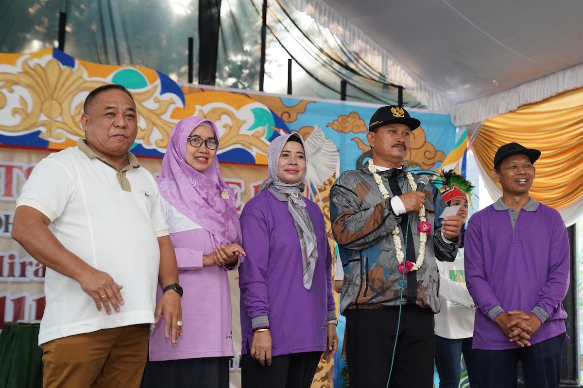 Foto 2 dari 9: Hadiri Peringatan HUT ke-17 SDN 01 Kartoharjo, Wali Kota: Saya Beri Hadiah Spesial
