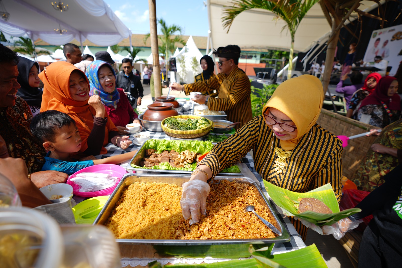 Ada 30 Ribu Pecel dan Jajanan Gratis di Pesta Rakyat Hari Jadi, Yuk Ramaikan, Dibuka Sampai Pukul 22.00 Nanti