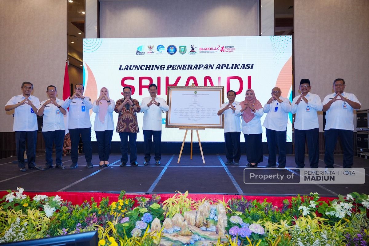Wali Kota-Plt Kepala Arsip Nasional Launching Aplikasi Srikandi, Wali Kota Harap Urusan Kearsipan Semakin Mudah dan Cepat