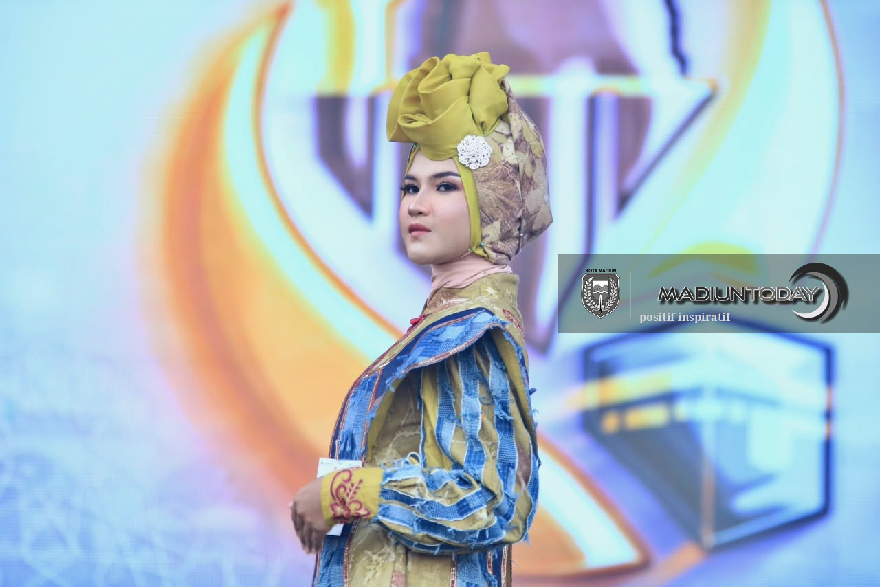 Foto 5 dari 15: Berbalut Gaya Islami, Batik Nusantara Sukses Curi Perhatian di Panggung Expo 2026 UMKM & Ekosistem Haji dan Umrah