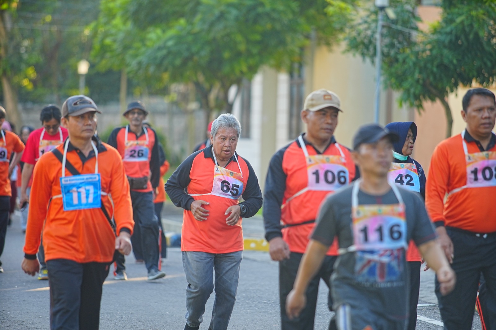 Foto 4 dari 10: 155 Calon Jamaah Haji Kota Madiun Jalani Tes Kebugaraan