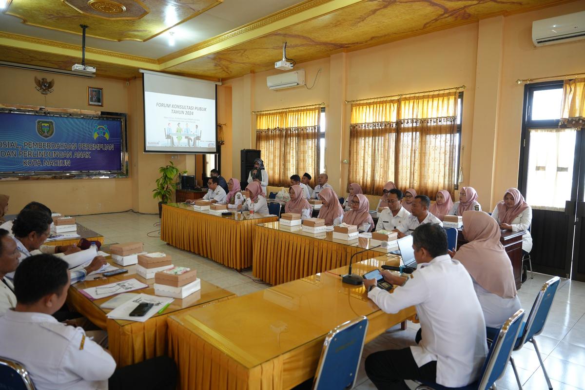 Foto 5 dari 8: Jaring Aspirasi, Dinsos PP dan PA Gelar Forum Konsultasi Publik Bersama Stakeholder