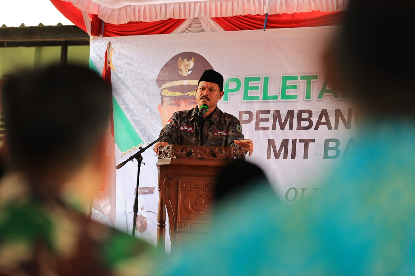 Foto 5 dari 9: Peletakan Batu Pertama Pembangunan Gedung Baru MIT Bakti Ibu, Wali Kota Beri Apresiasi Perkembangan Pesat Yayasan