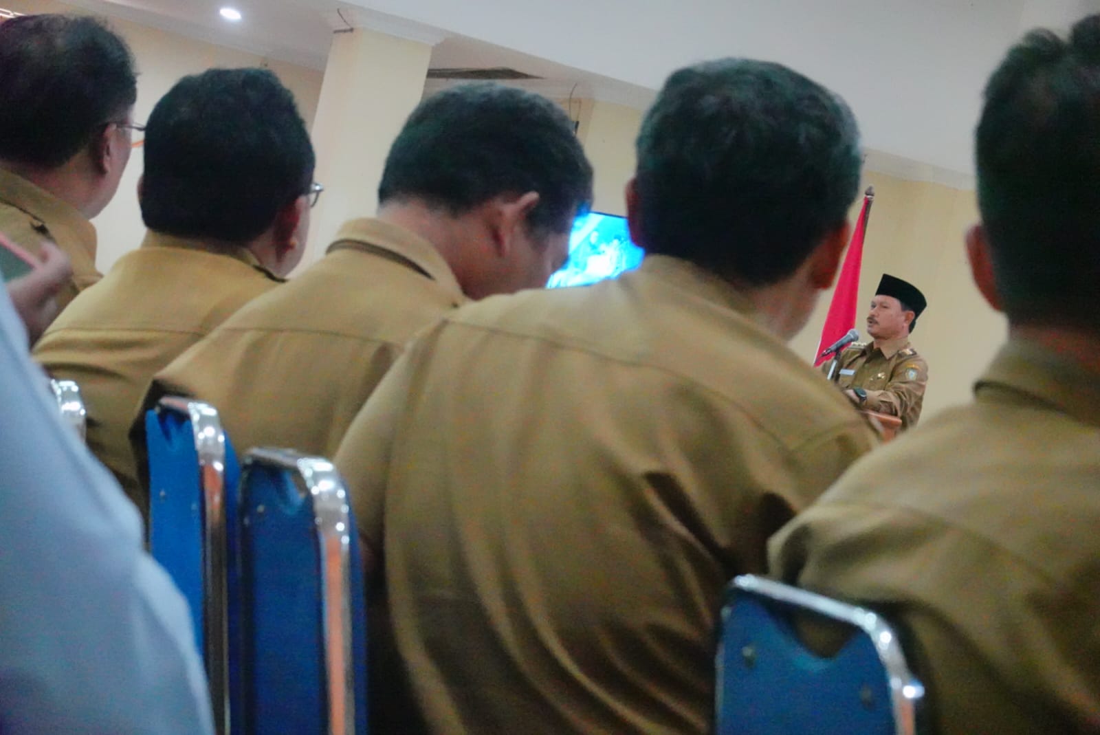 Foto 5 dari 6: Beri Pembinaan Guru SD-SMP, Wali Kota : Guru Harus Rasional, Bukan Emosional