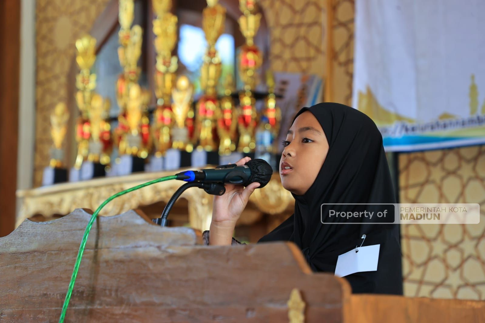 Foto 4 dari 6: Buka Lomba MTQ Nambangan Lor, Wali Kota Harap Jadi Upaya Tingkatkan Iman Dan Prestasi Anak