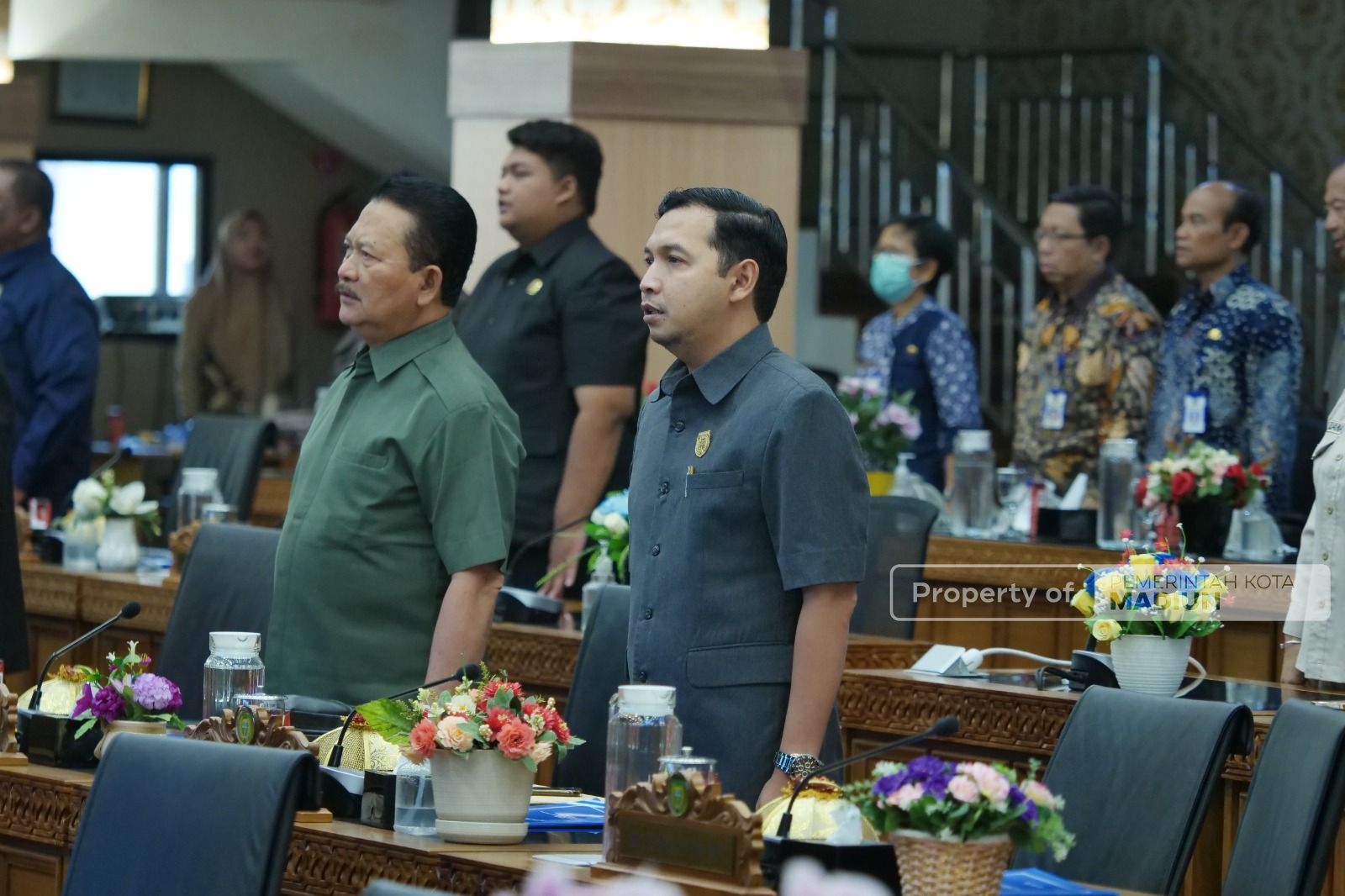 Foto 8 dari 9: Hadiri Rapat Paripurna Bersama DPRD, Wali Kota Sampaikan Nota Keuangan Atas Raperda P-APBD 2023