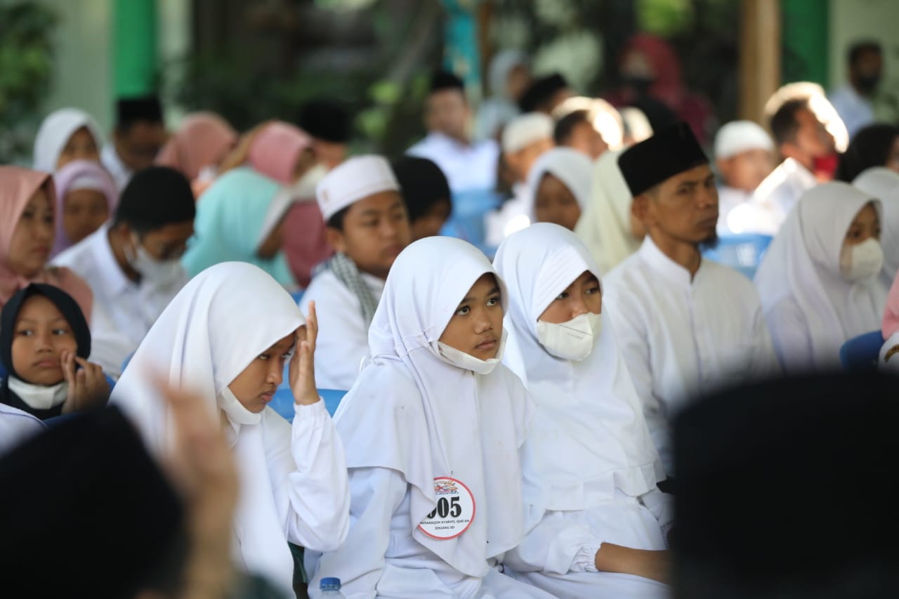 Foto 11 dari 11: Wadahi Potensi Religi Siswa, Dindik Kota Madiun Gelar Musabaqah Syarhil Qur'an