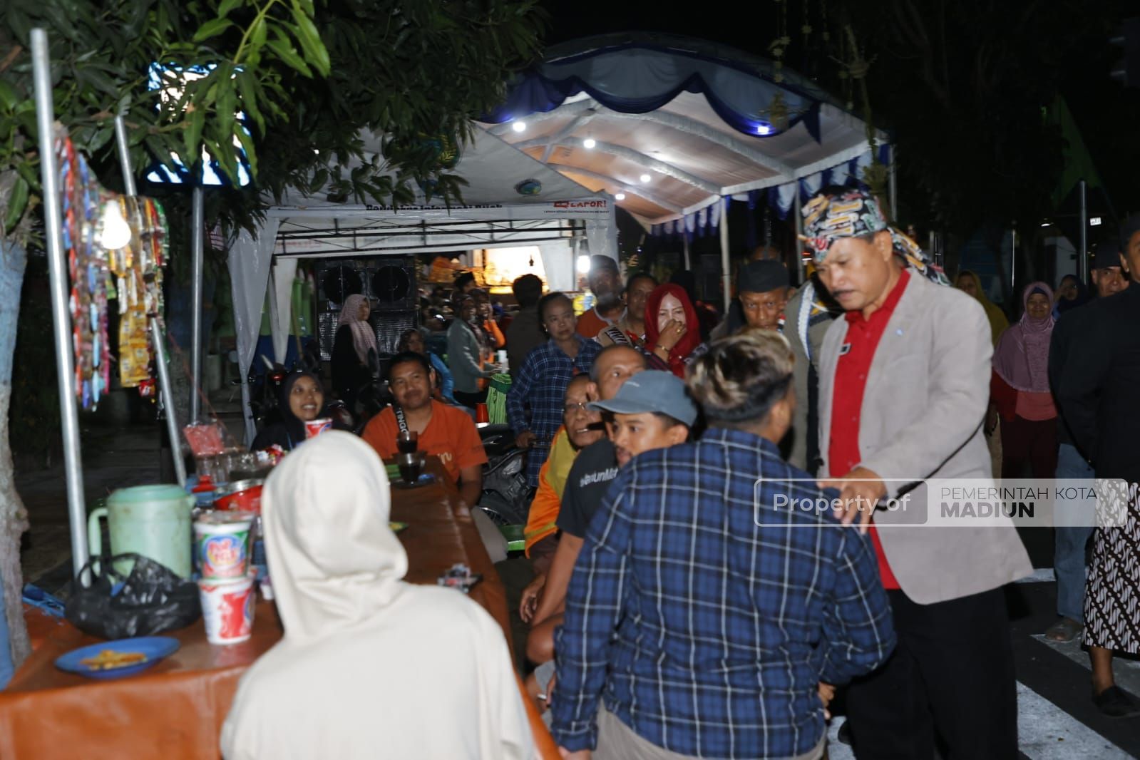 Foto 8 dari 10: Hadiri Pagelaran Wayang Kulit Di Winongo, Wali Kota Apresiasi Upaya Pelestarian Budaya