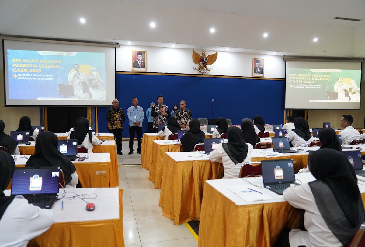 Foto 7 dari 8: Pantau Pelaksanaan Peserta CPPPK, Wali Kota: Kalau Ada yang Ngaku-ngaku Bisa Meloloskan, Itu Penipuan, Laporkan