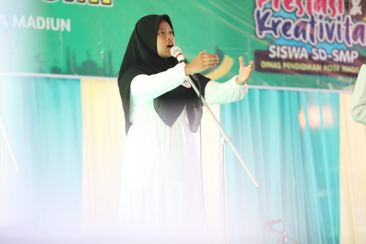 Foto 4 dari 11: Wadahi Potensi Religi Siswa, Dindik Kota Madiun Gelar Musabaqah Syarhil Qur'an
