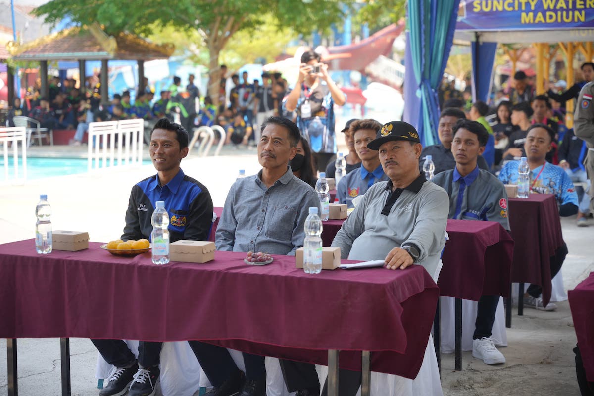 Foto 1 dari 8: Hadiri HUT Vixtory, Wali Kota Apresiasi Kegiatan Di Kota Madiun
