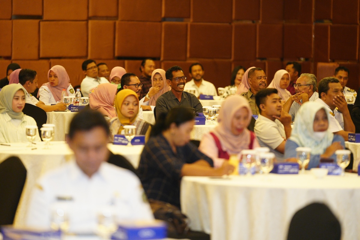 Foto 5 dari 7: Evaluasi Pekerjaan Fisik 2023, Wali Kota Beri Apresiasi Pihak Ketiga