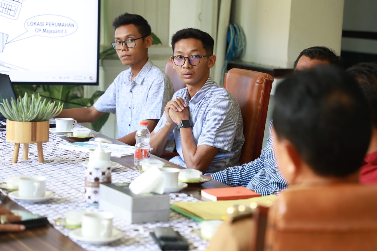 Foto 4 dari 7: Audiensi dengan Pihak Pengembang Properti, Wali Kota Pastikan Semua Kewajiban Terpenuhi Agar Penghuni Tak Merugi