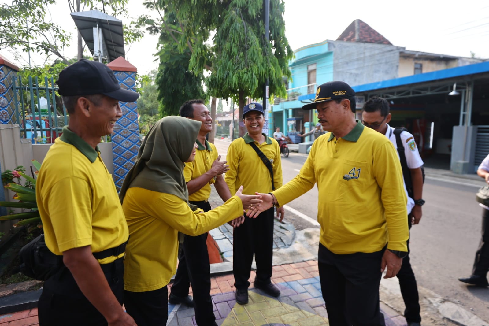 Foto 9 dari 10: Hadiri HUT SMPN 7, Wali Kota Harap Prestasi Makin Unggul