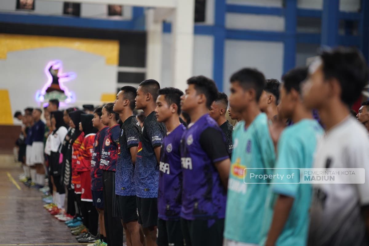 Foto 4 dari 9: Buka Event Futsal Wali Kota Cup, Wali Kota Pesan Jaga Sportivitas