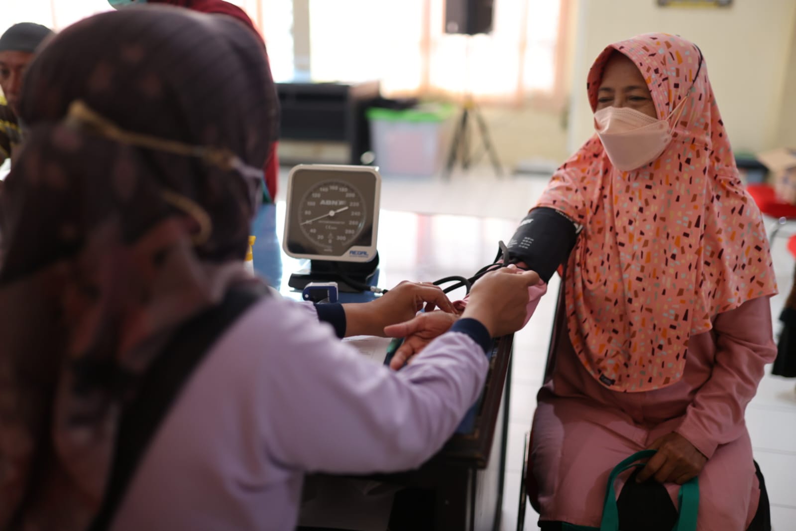 Foto 3 dari 5: Persiapan Ibadah Ke Tanah Suci, 152 Calon Jamaah Haji Kota Madiun Jalani Pemeriksaan Kesehatan