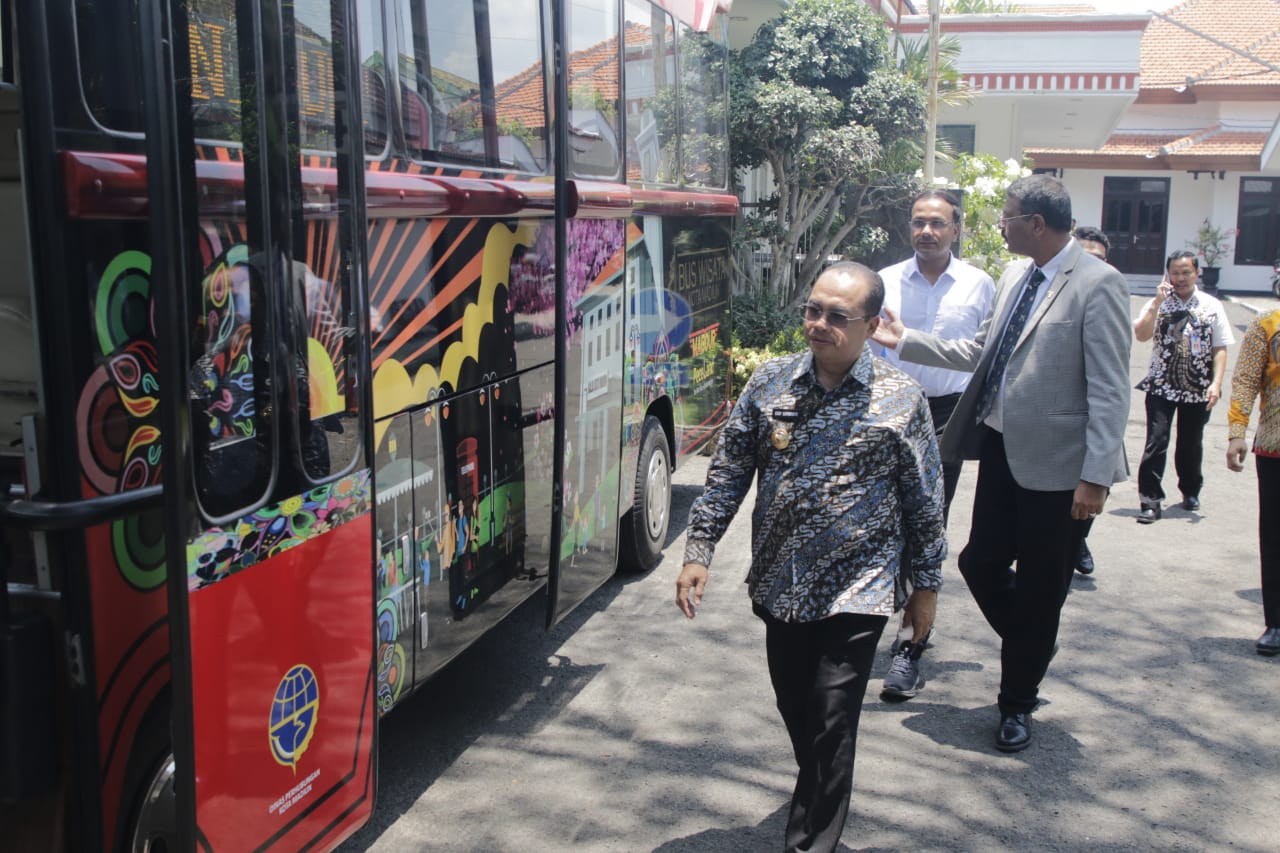 Foto 4 dari 8: Jajaki Kerja Sama Berbagai Bidang, Pj Wali Kota Terima Kunjungan Kerja Konsul Kehormatan India