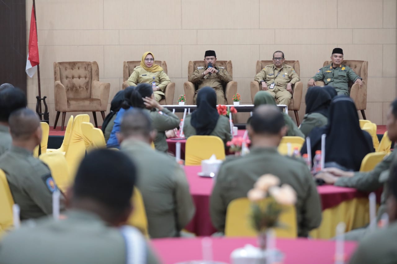Foto 9 dari 10: Wujudkan Lebaran yang Aman dan Nyaman, Wali Kota Beri Pembinaan Petugas Satpol PP Kota