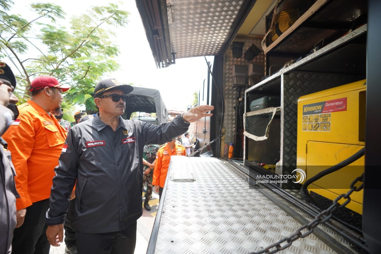 Foto 7 dari 9: Antisipasi Kebencanaan, Wali Kota Siapkan 180 Petugas Gabungan, Personil BPBD Siaga 24 Jam