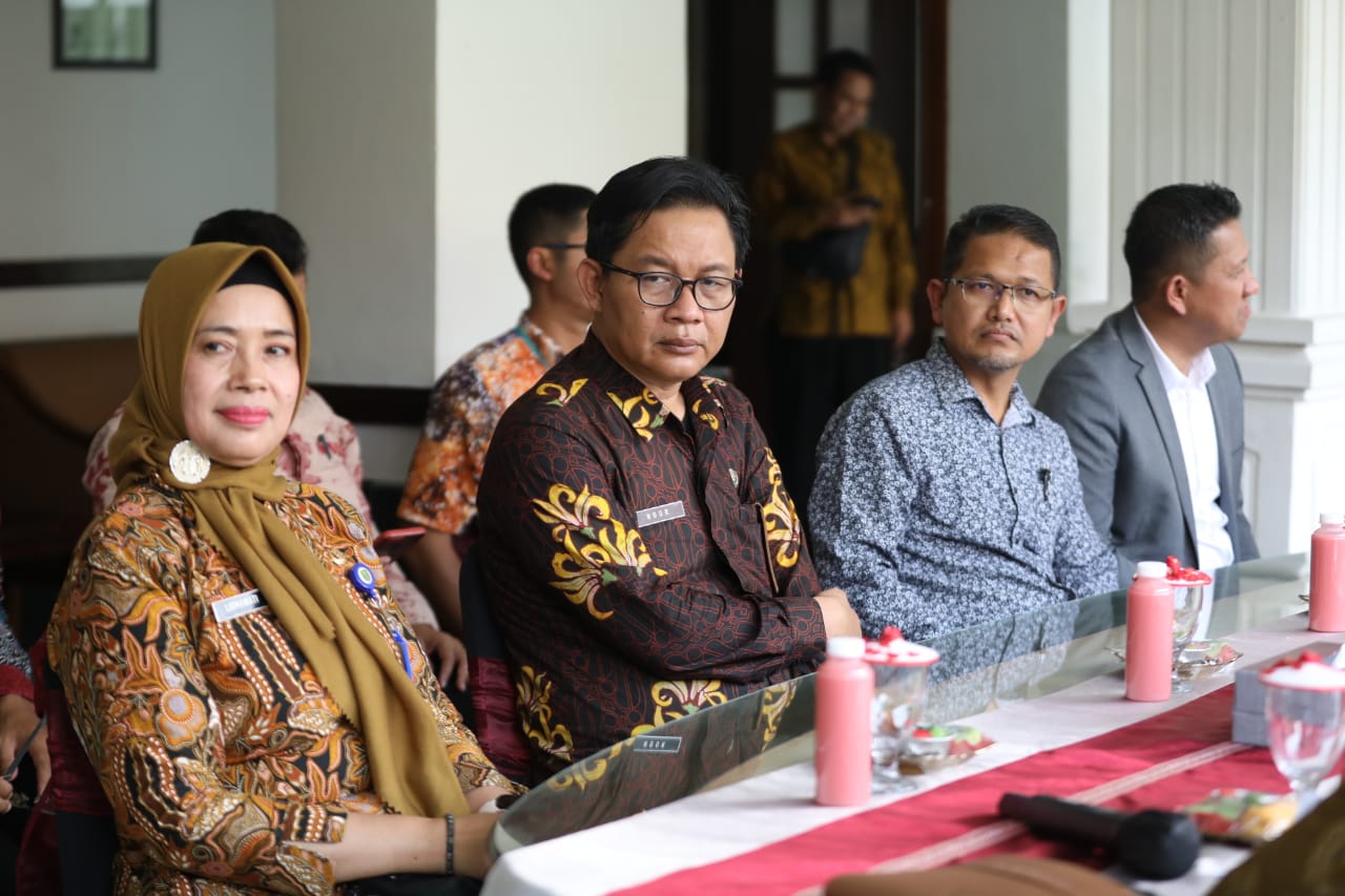 Foto 5 dari 11: Banyak Inovasi, Dekan Universiti Teknologi MARA Malaysia Jajaki Kerja Sama dengan Pemkot Madiun