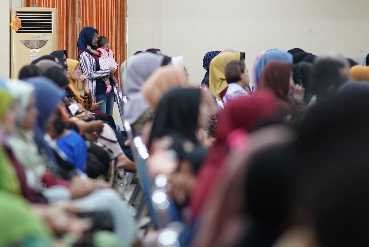 Foto 7 dari 9: Beri Arahan Parenting ke Wali Murid SDN 03 Madiun Lor, Wali Kota: Investasi untuk Pendidikan Jangan Dinilai dengan Uang