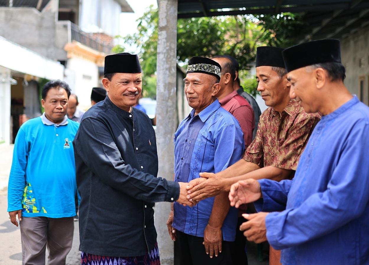 Foto 2 dari 3: Peserta Pro JKK-JKM Meninggal Dunia, Wali Kota Salurkan Santunan Rp 42 Juta Kepada Ahli Waris
