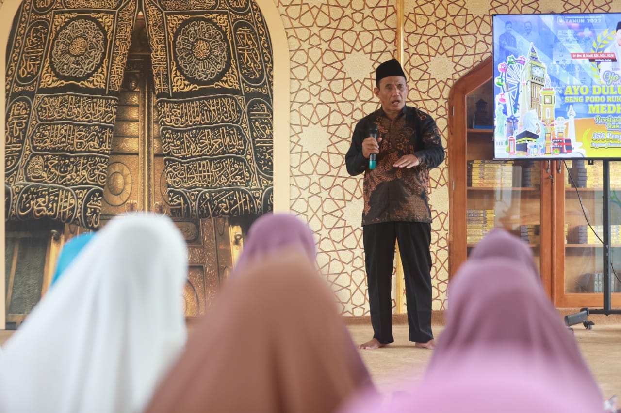 Foto 3 dari 12: Sambut Bulan Suci Ramadan, Wali Kota Gelar Pengajian di Pondok Abi Bahrun