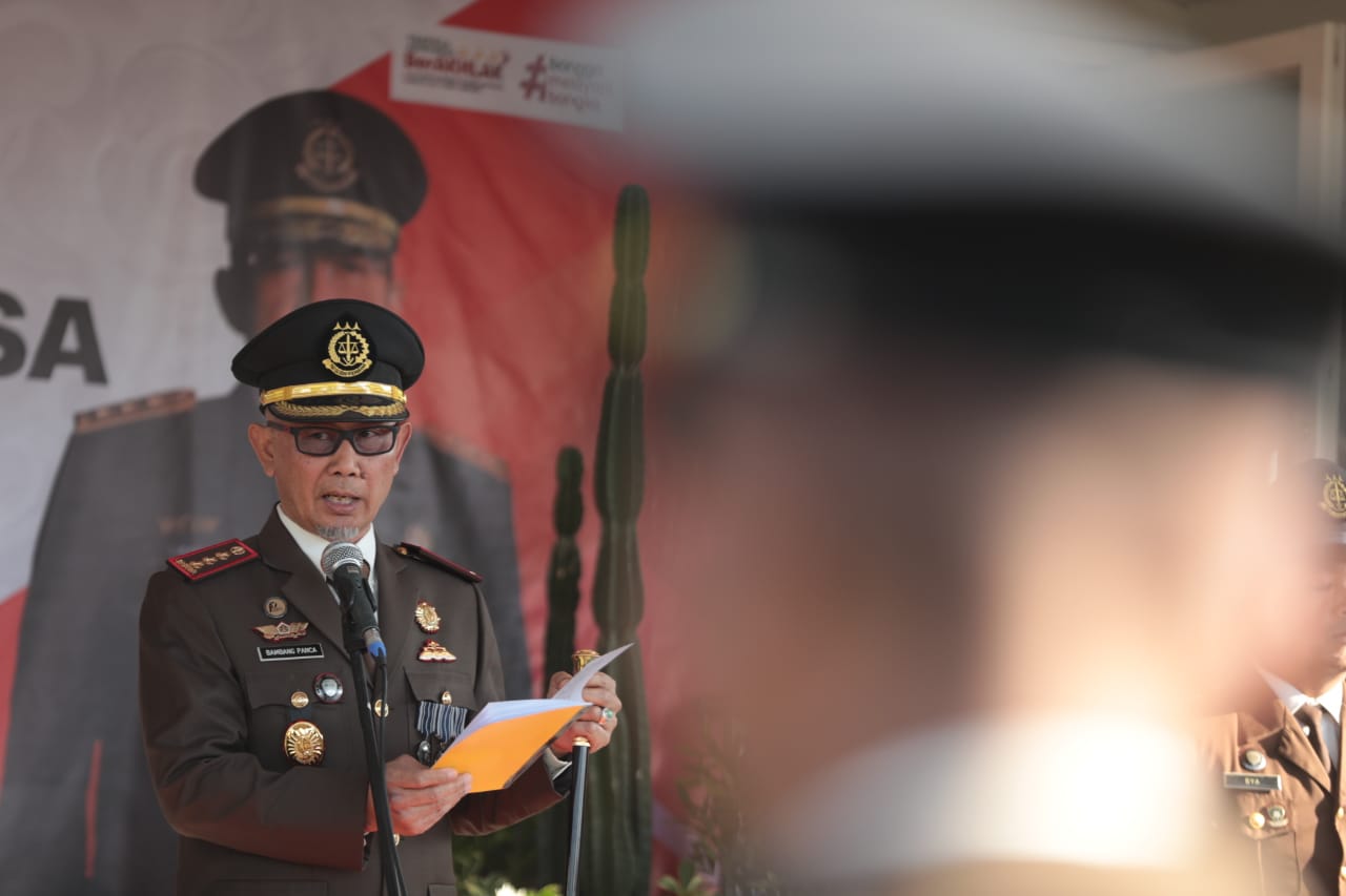 Foto 4 dari 7: Peringati Hari Bhakti Adhyaksa ke-63, Kajari Harap Penegakan Hukum yang Tegas dan Humanis