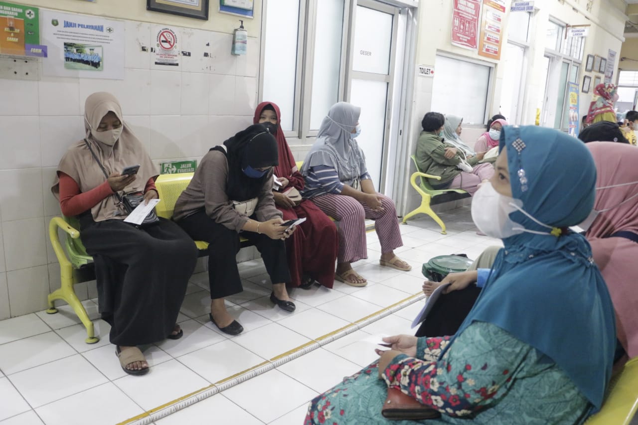 Foto 6 dari 6: Deteksi Dini Kanker Serviks, Puskesmas Manguharjo Gelar Pemeriksaan IVA