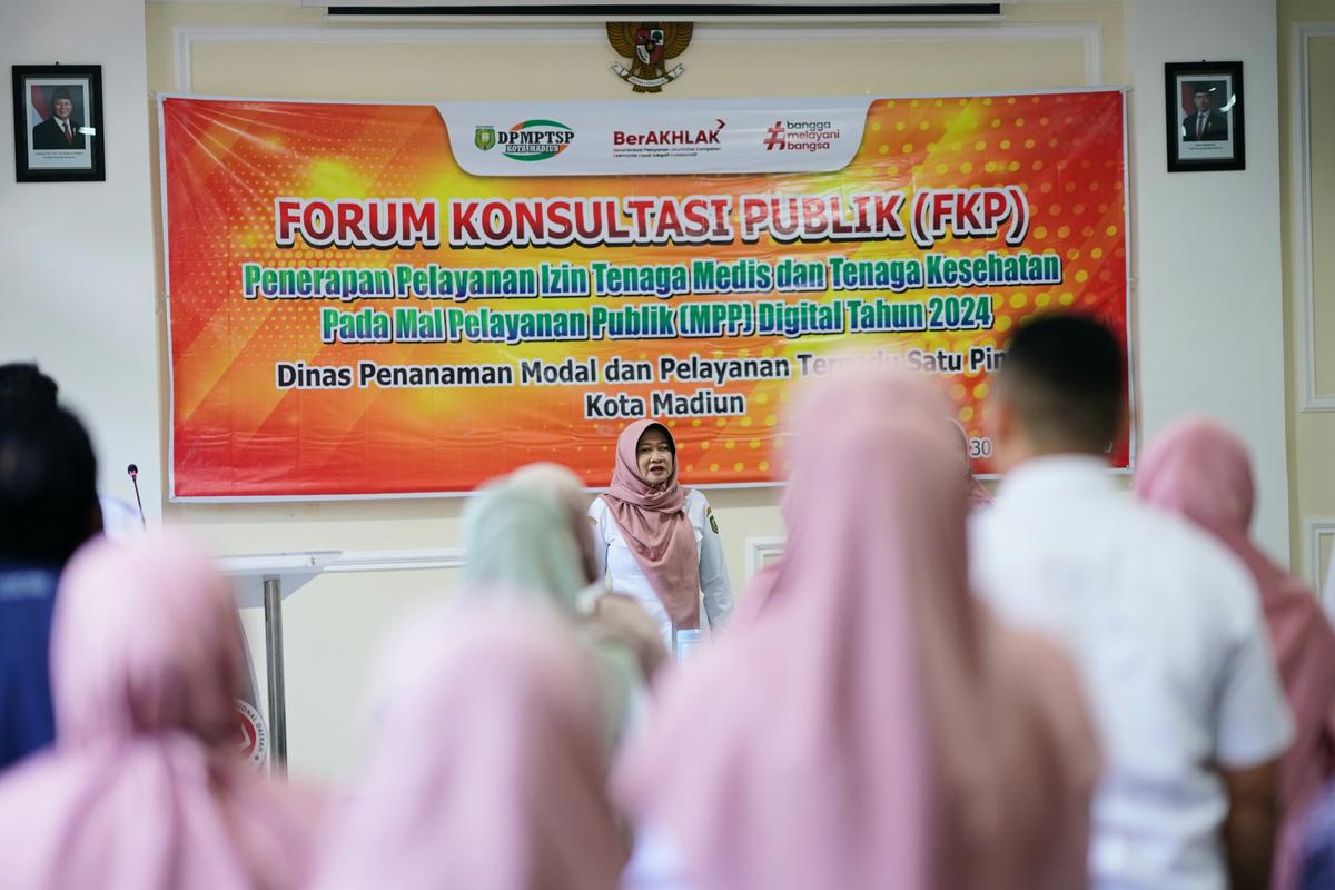 Foto 5 dari 9: Pengajuan Izin Tenaga Medis Dan Tenaga Kesehatan Beralih Ke MPPD, DPMPTSP Kota Madiun Gelar Forum Konsultasi Publik Untuk Petakan Kendala
