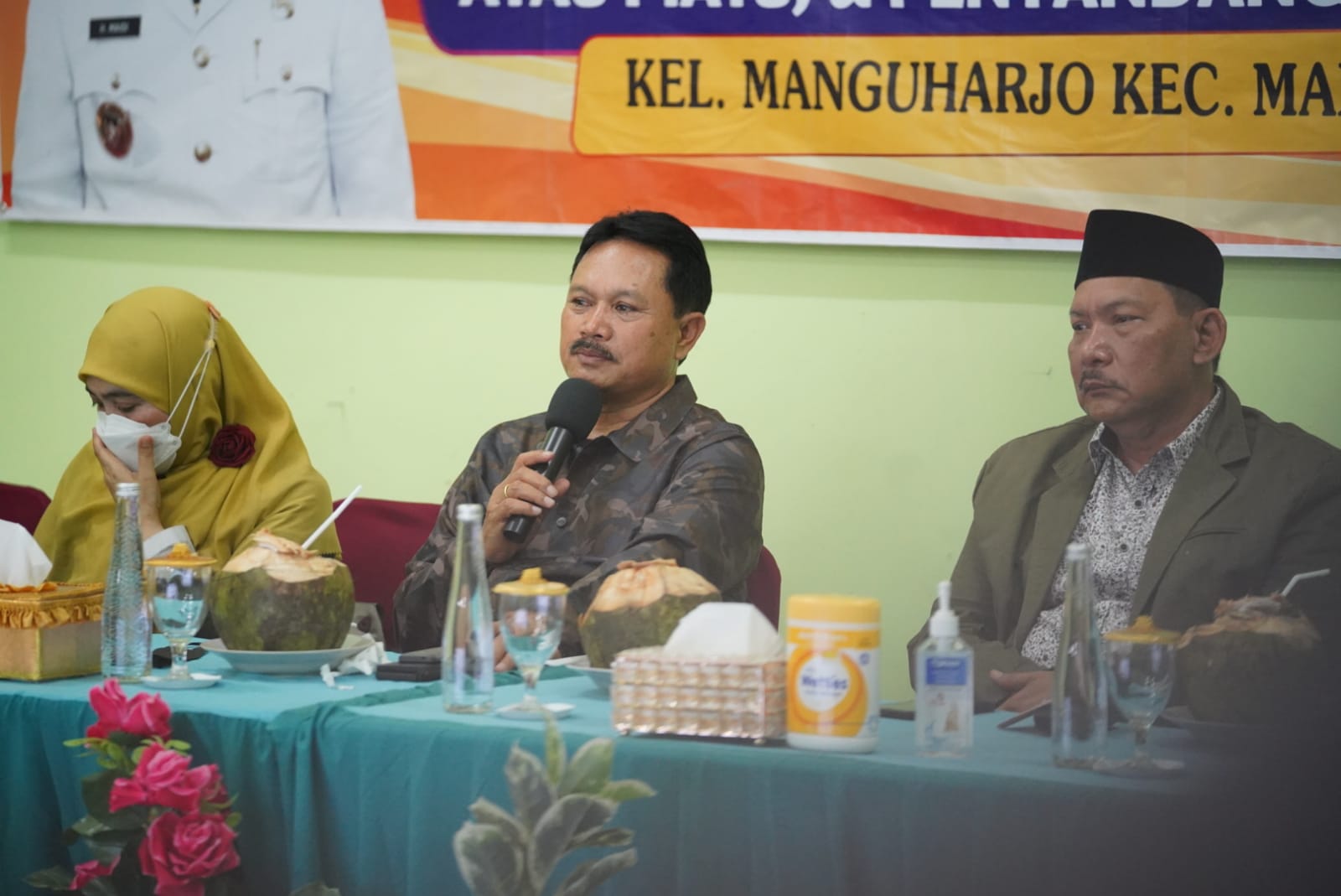 Foto utama berita: Serap Aspirasi Bersama Warga di Dua Kelurahan, Wali Kota: Pemerintah Hadir Untuk Masyarakat