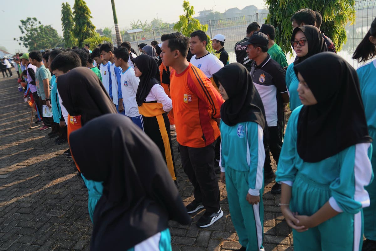 Foto 3 dari 9: Aksi Nyata GNRM, Wali Kota Pimpin Pencanangan Program 1 Siswa 1 Pohon