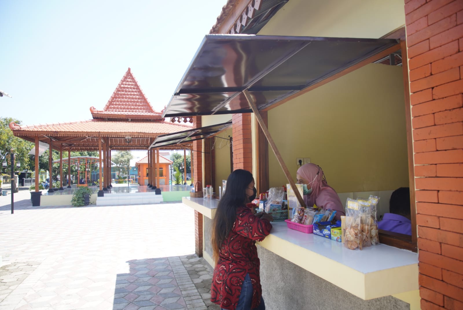 Foto 2 dari 6: Setelah Penambahan Lapak dan Joglo, Pemkot Tambah Areal Parkir di Lapak UMKM Mojorejo