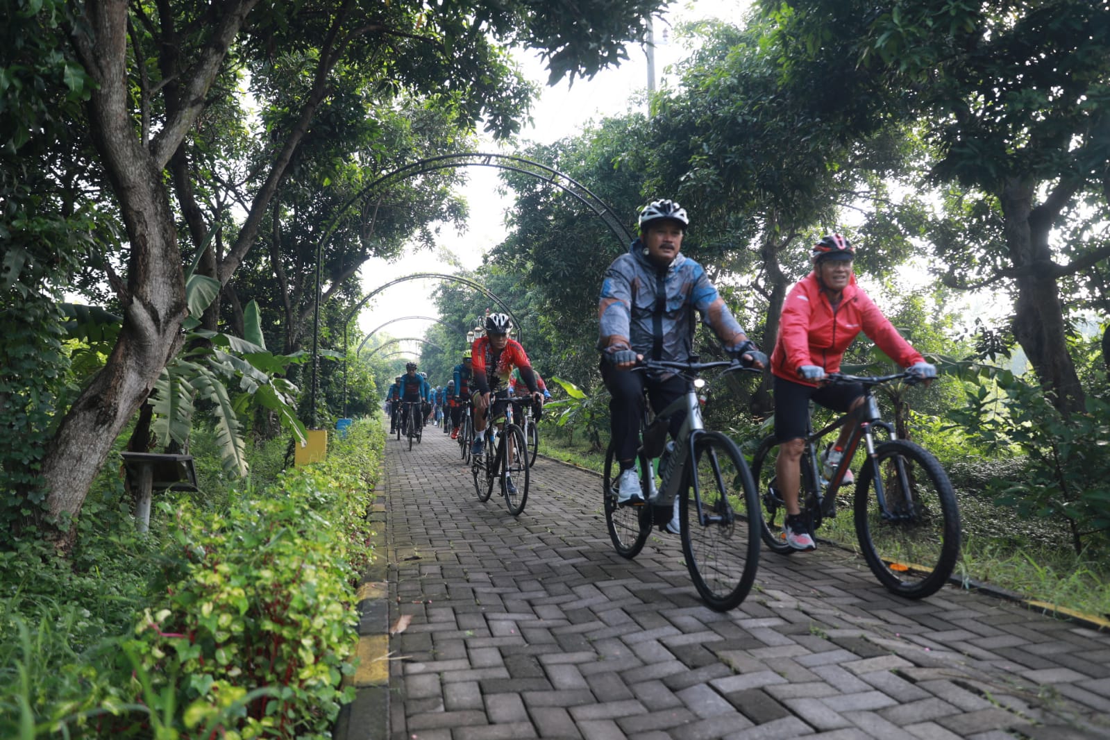 Foto 1 dari 16: Gowes Buka Event Jiwa Korsa BPSDMP PPI Madiun, Wali Kota Harap Masukan Untuk Pembangunan Kota