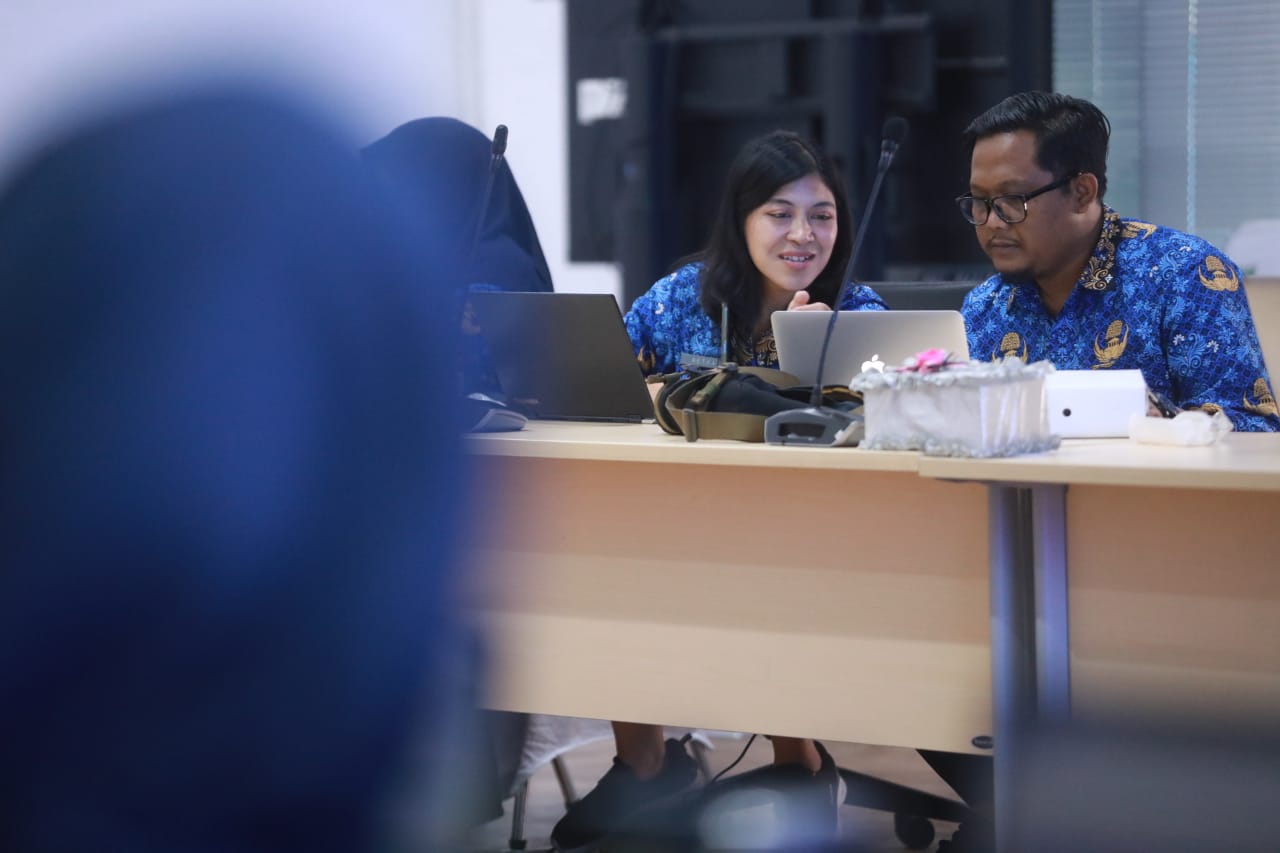Foto 4 dari 10: Tingkatkan Keamanan Digital, Diskominfo Gelar Bimtek Cyber Threat Hunting and Forensic