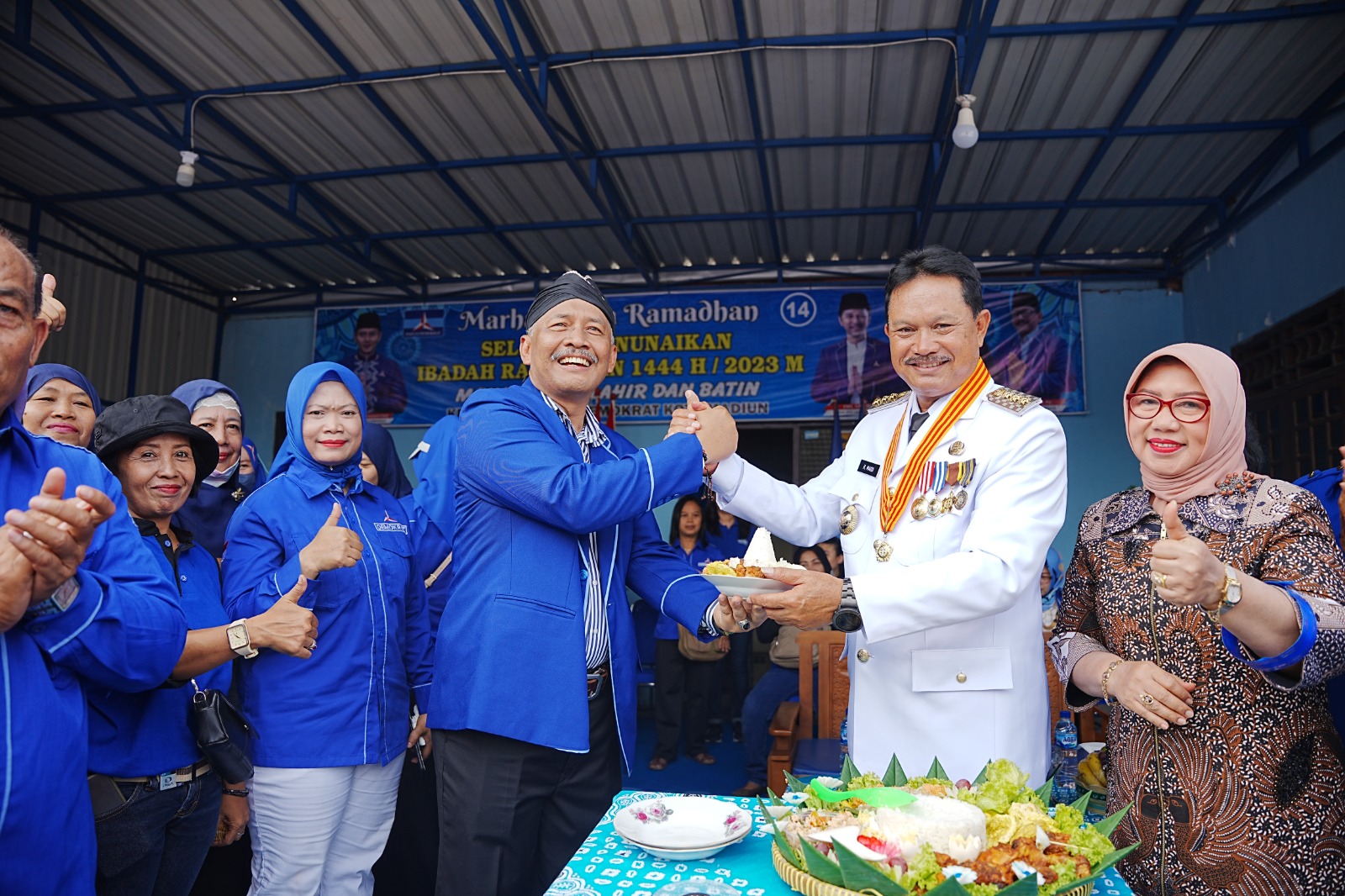 Foto 2 dari 10: Peringati 4 Tahun MaDa, Wali Kota Hadiri Pagelaran Reog di DPC Demokrat