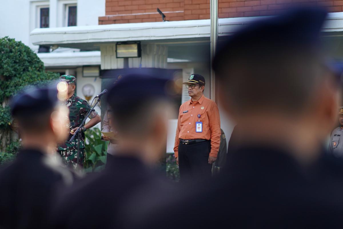 Foto 2 dari 9: Peringati Bulan Bakti TNI-Polri, Polres Madiun Kota dan Jajaran TNI Gelar Apel Gabungan